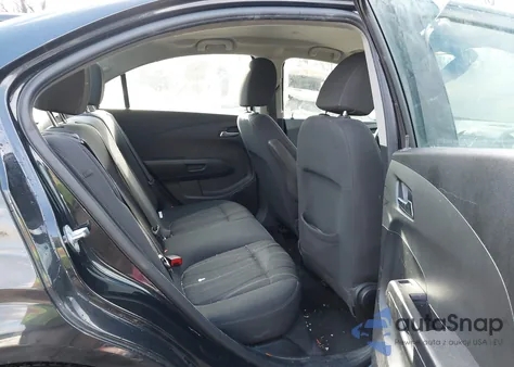 2015 Chevrolet Sonic Lt Auto из США, поврежденный, VIN 1G1JC5SG1F4215478